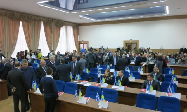 Депутаты Херсонского горсовета создали группы “За майбутнє” и “Нам тут жити”