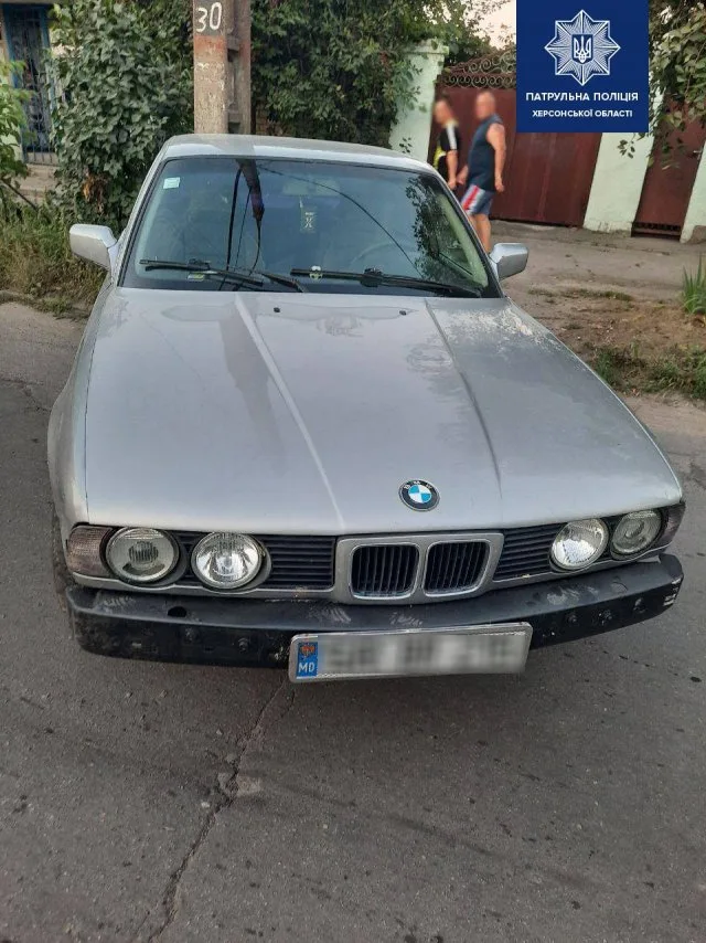 В Херсоне пьяный водитель уснул пока патрульные составляли на него протокол