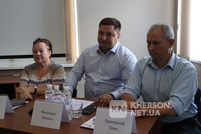 «Херсонцы» – Василий Федин представил команду, с которой идет на местные выборы