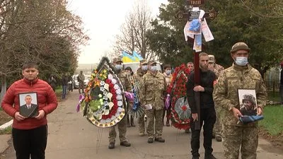 Херсонщина попрощалась с морпехом, погибшим в зоне ООС