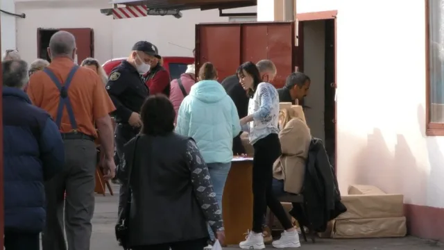 В Херсоне участковые комиссии получают бюллетени для голосования – как все происходит