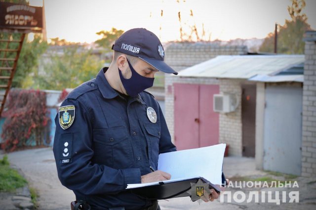 В Херсоне сообщили о заминировании машины в гаражном кооперативе