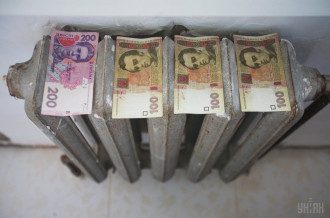 Кабмин “заморозил” тарифы на отопление и горячую воду