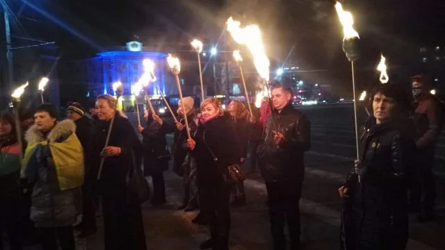 29 января в Херсоне временно перекроют движение транспорта во время шествия ко Дню памяти Героев Крут