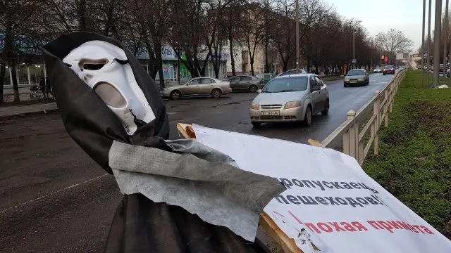В Херсоне разрушили “смертельную” инсталляцию
