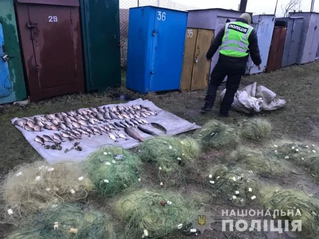 Водные полицейские вблизи Херсона обнаружили двух браконьеров