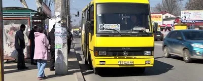 Маршрутки до 23 часов в Херсоне: как относятся к этому водители и жители областного центра