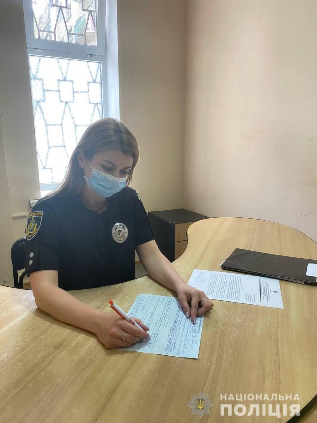 Херсонские полицейские составили протокол по поводу буллинга на мать школьника, который оскорбляет учителей и учеников