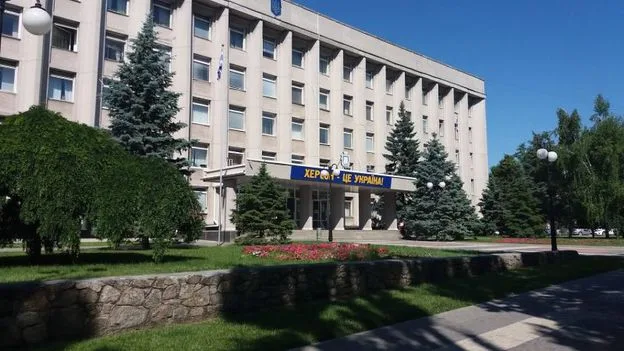 14 депутатов Херсонского городского совета организовали себе «каникулы» в Харькове
