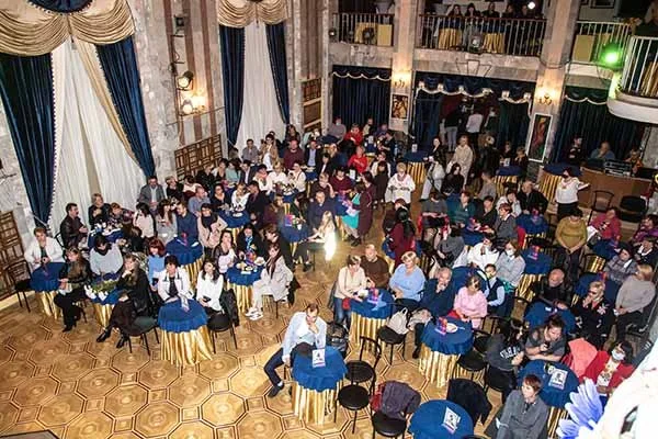 Театральный дворик в Херсоне прощается со зрителями до весны