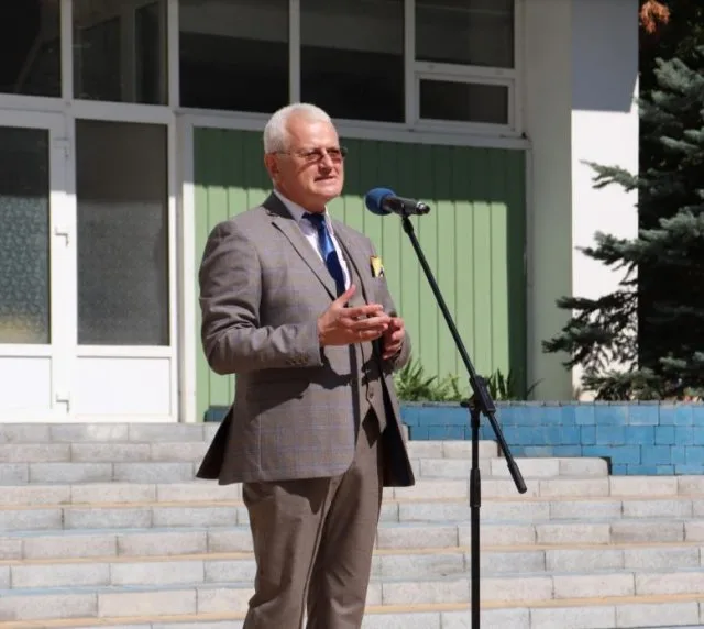 Лучшим первокурсникам Херсонского госуниверситета ректор вручил планшеты