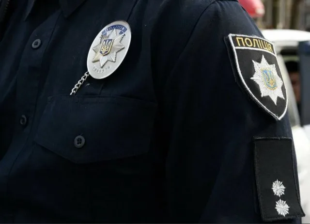 Патрульные задержали 55-летнего херсонца с наркотиками