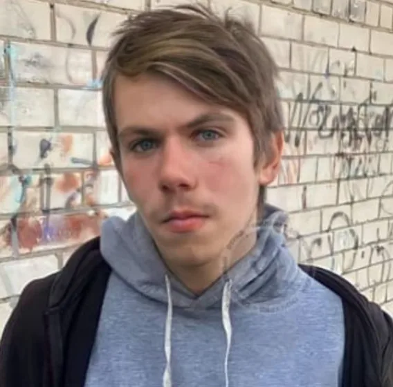 В Херсоне пропал 17-летний Дима Горшков: его ищут четверга