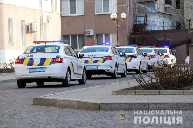 Полиция Херсонщины получила новые автомобили