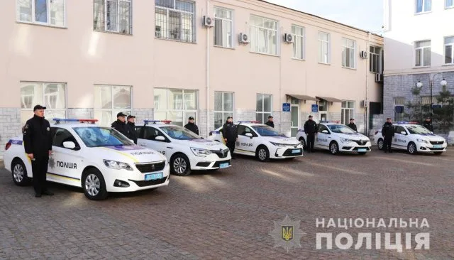 Полиция Херсонщины получила новые автомобили
