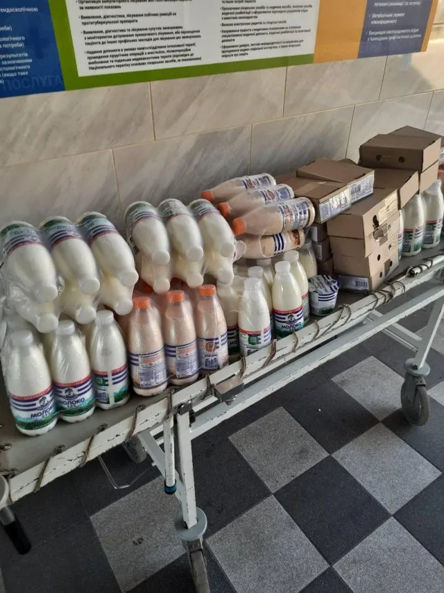 Херсонский «Данон» передал 20 тонн молочных продуктов в больницы города