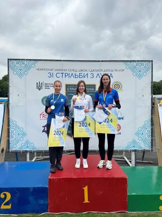Новокаховчанка Анастасія Павлова здобула «золото» на чемпіонаті України зі стрільби із лука