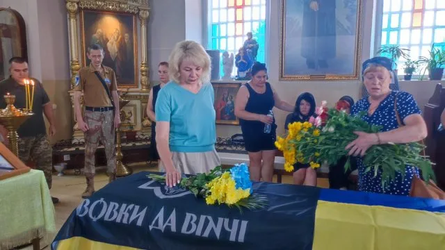 Херсонська міська територіальна громада прощається зі ще одним Захисником