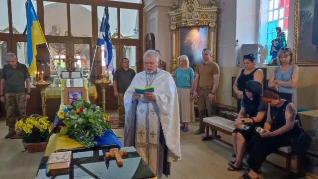 Херсонська міська територіальна громада прощається зі ще одним Захисником