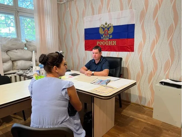 В окупаційних адміністраціях досі не можуть закрити всі вакансії