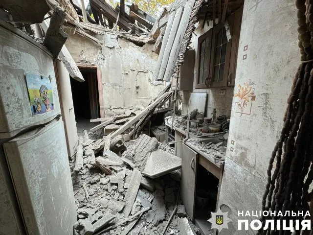 Поліція Херсонщини документує наслідки чергових російських атак