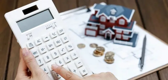 Тарифи на газ та електроенергію з 1 грудня в Україні: скільки коштуватиме куб та кВт*год