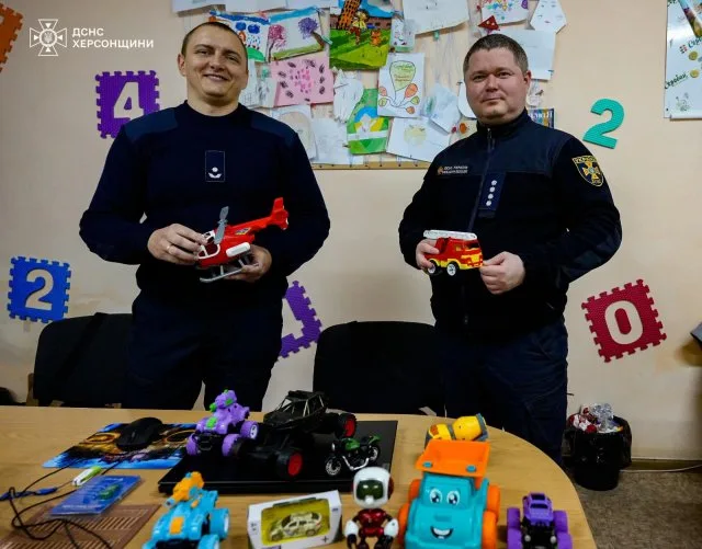Херсонські рятувальники провели «Акцію добра» до Дня Святого Миколая