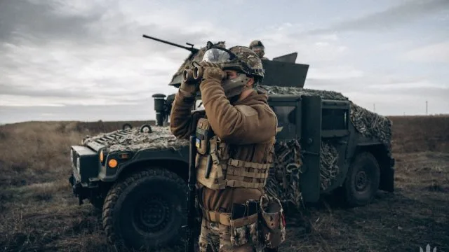 Українські військові на півдні знищили танк і п\’ять одиниць бронетехніки армії РФ