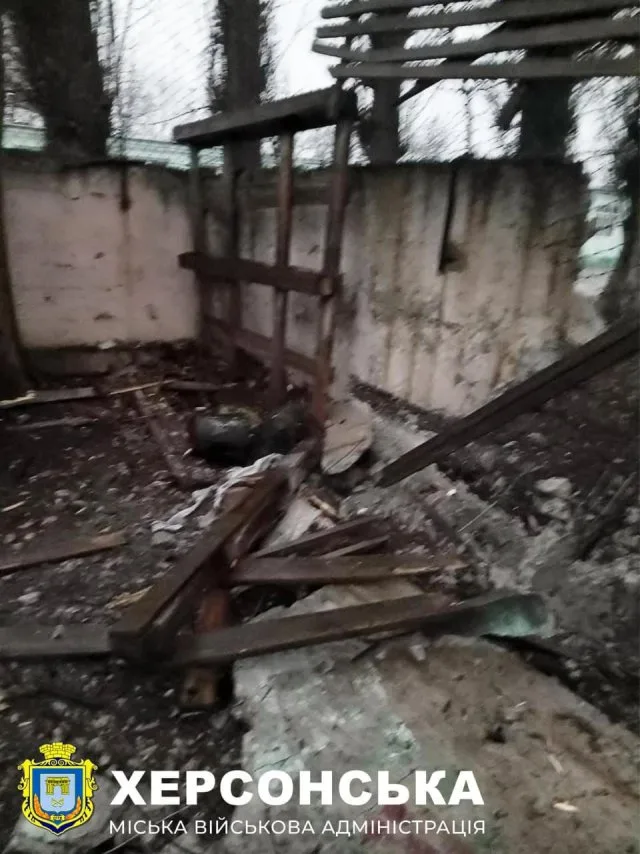Зранку окупанти обстріляли територію школи У Херсоні