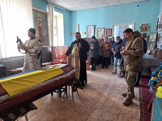 НаХерсонщині попрощалися з загиблим солдатом Олександром Ковригою