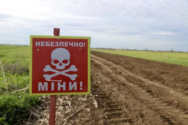 Наразі розміновано 65% правобережної Херсонщини — речник ОВА
