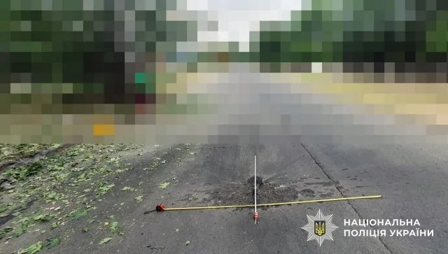 На Херсонщині внаслідок російських обстрілів одна людина загинула та 12 поранено, пошкоджено будинки, навчальний заклад й автомобілі
