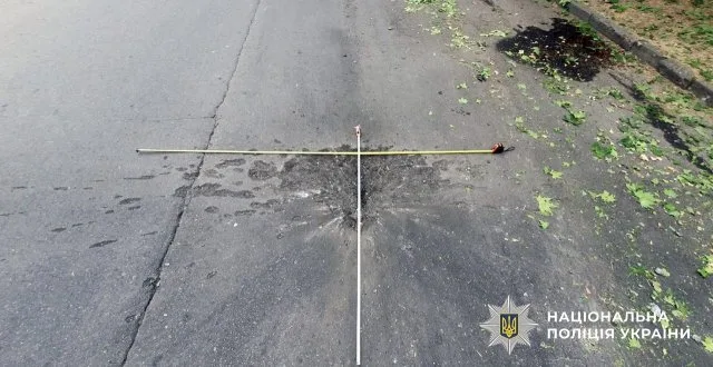 На Херсонщині внаслідок російських обстрілів одна людина загинула та 12 поранено, пошкоджено будинки, навчальний заклад й автомобілі