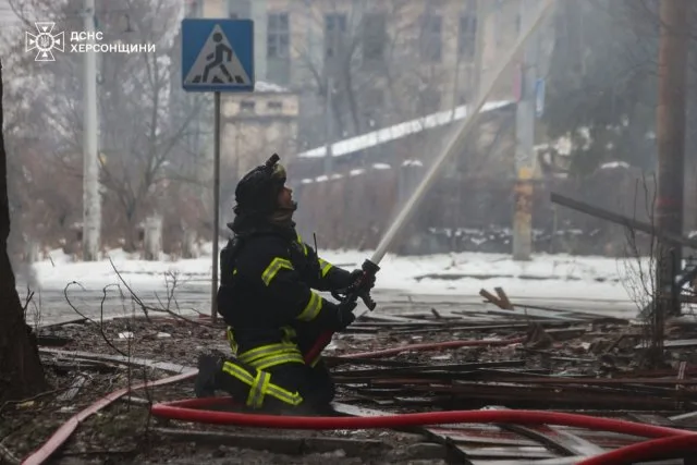 Внаслідок ворожого артилерійського обстрілу постраждала будівля в історичній частині міста