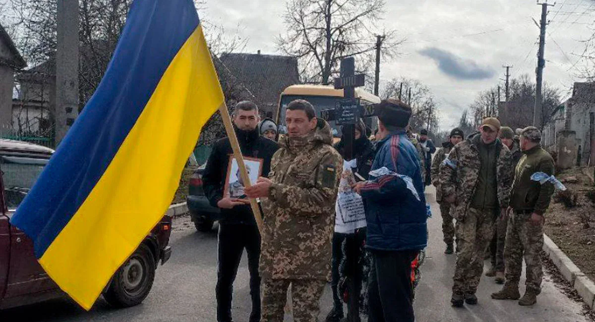 На війні загинув житель Нововоронцовки Артем Задніпряний