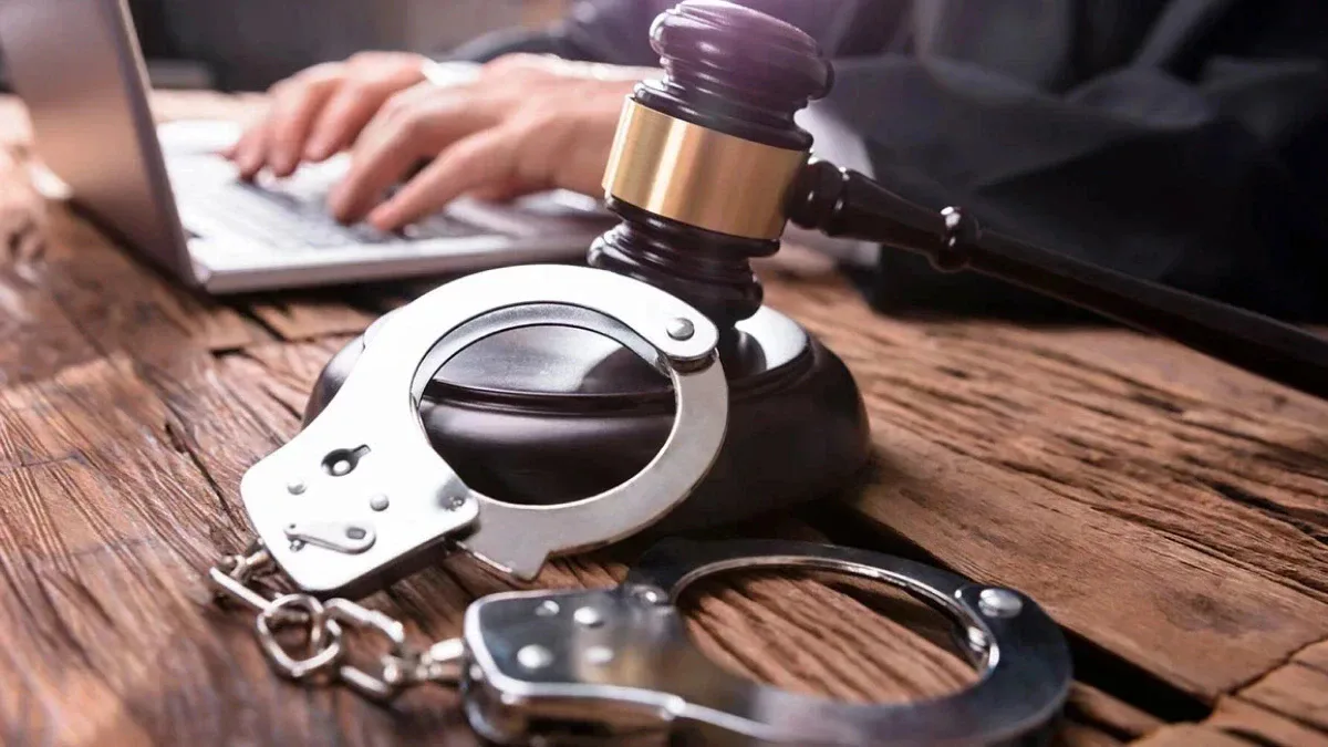 Грабував і бив людей під час окупації. На Херсонщині судитимуть бойовика «ДНР»